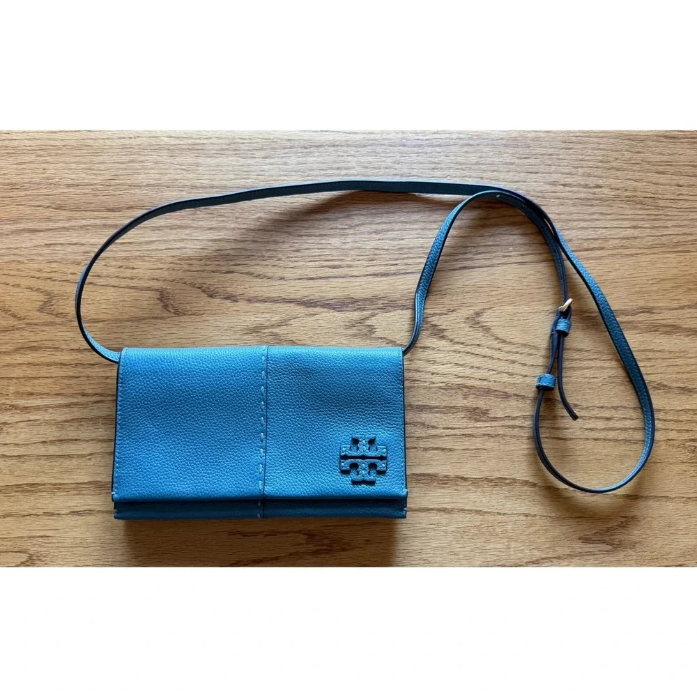 Tory Burch McGraw Wallet  Pebbled Leather Crossbody Bag‎ Teal Blue